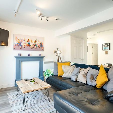 2 Ensuites, Garden, Smart Tv'S In All Rooms! Swansea Ngoại thất bức ảnh