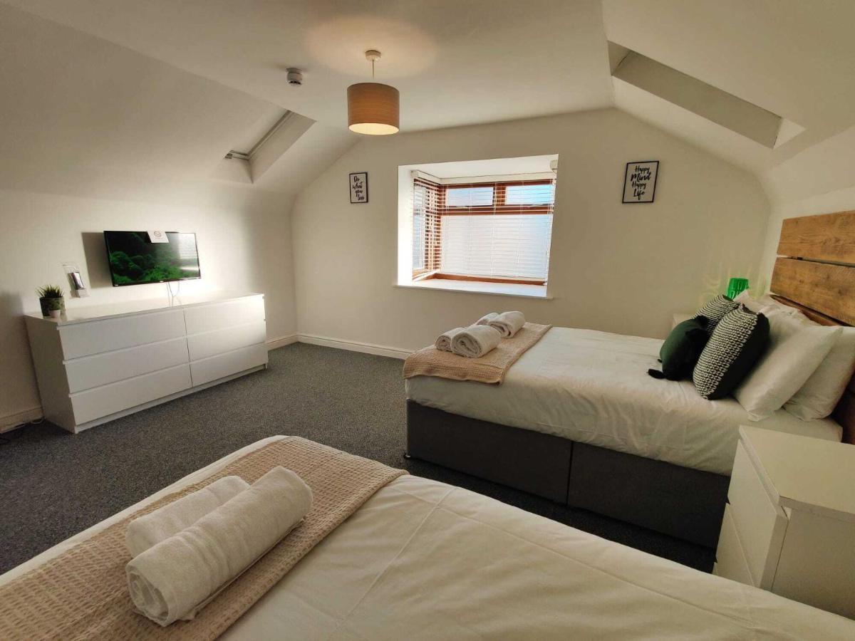 2 Ensuites, Garden, Smart Tv'S In All Rooms! Swansea Ngoại thất bức ảnh