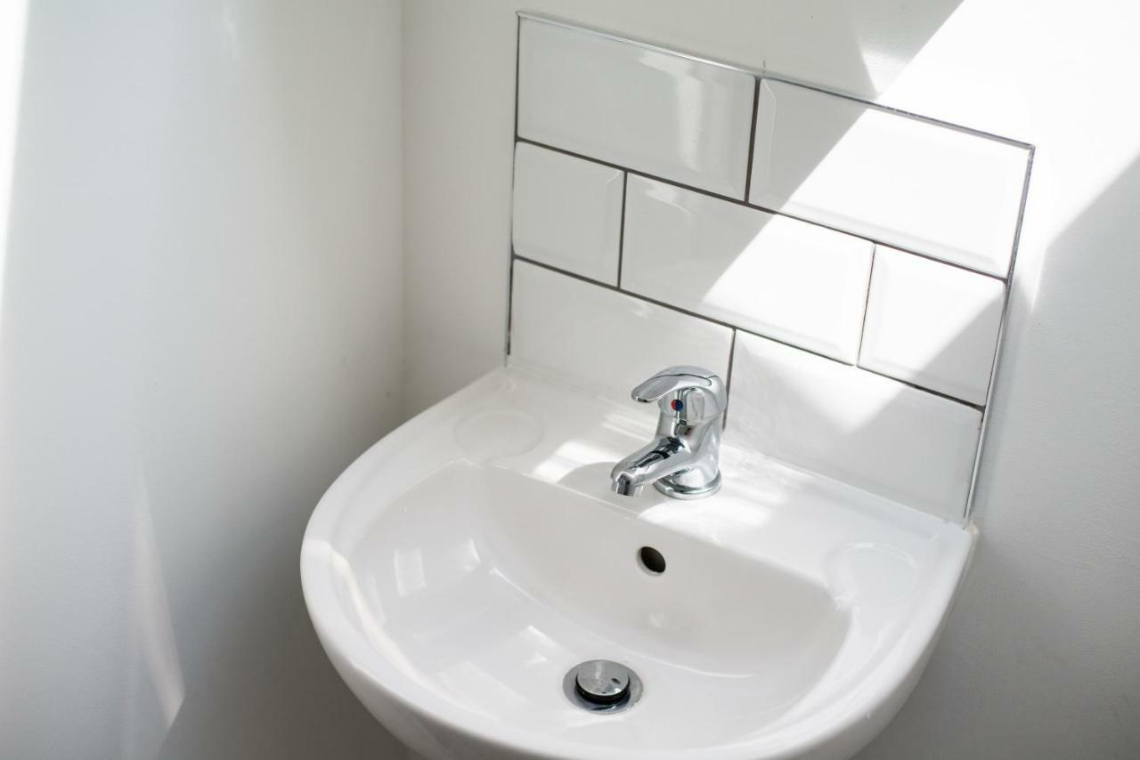 2 Ensuites, Garden, Smart Tv'S In All Rooms! Swansea Ngoại thất bức ảnh