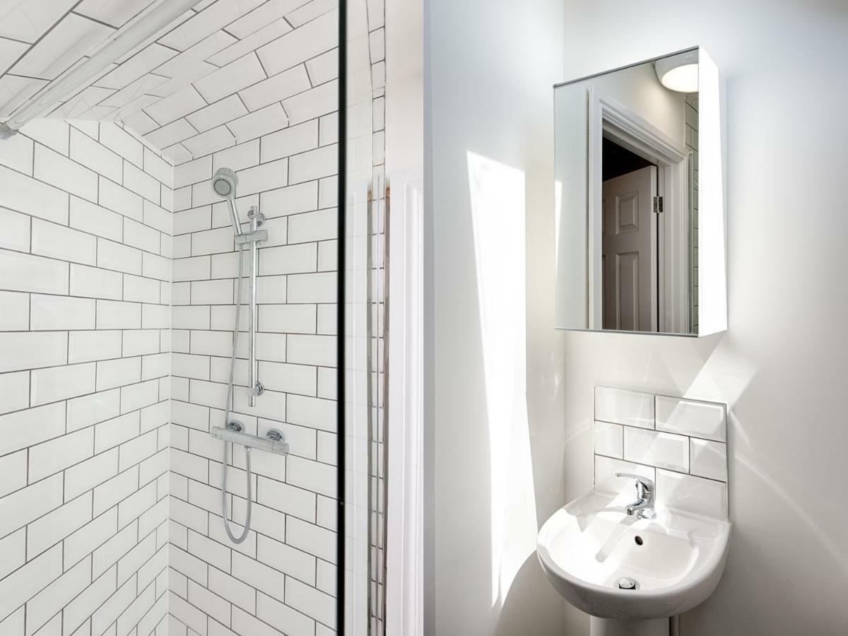 2 Ensuites, Garden, Smart Tv'S In All Rooms! Swansea Ngoại thất bức ảnh